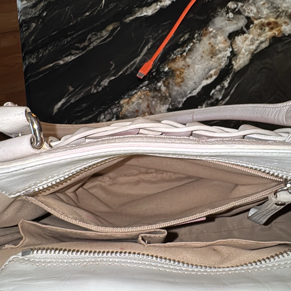 Coach Pink and White leather Bag - Picture 7 of 12